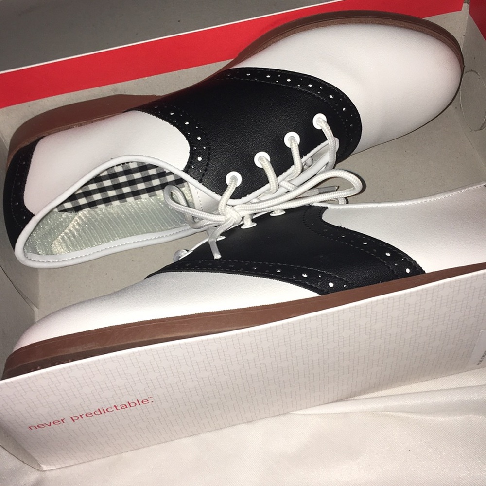 Saddle Oxfords